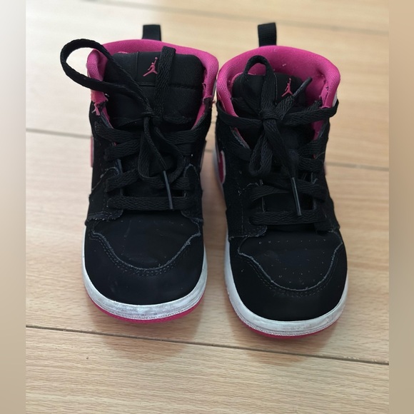 Nike Air Jordan Retro high vivid pink - Picture 6 of 8